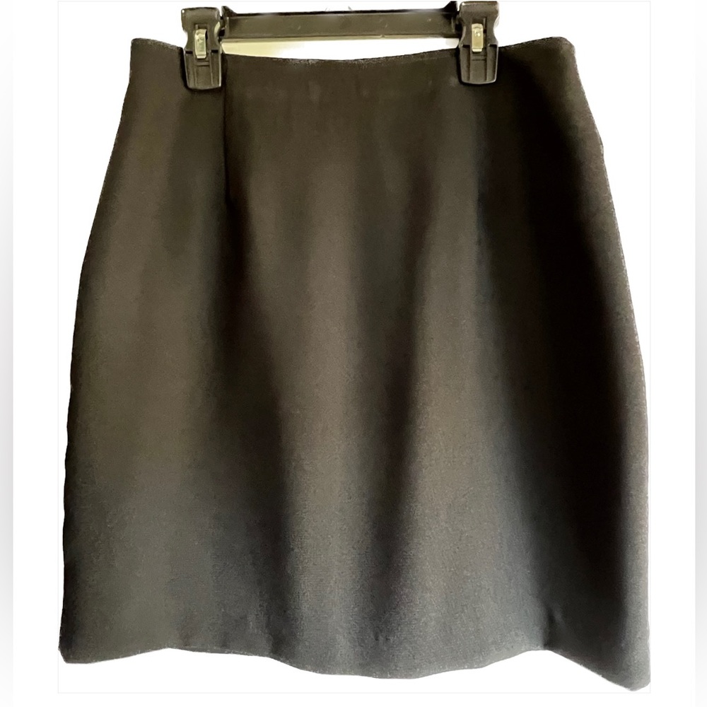 PJLA Sportswear black polyester skirt size 10.